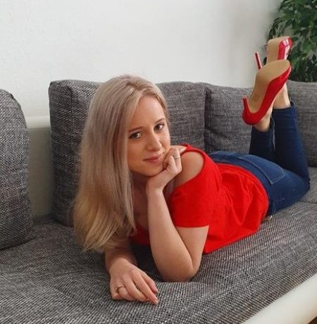 Heiße Weiber präsentieren sich nackt vor der XXX Live Cam